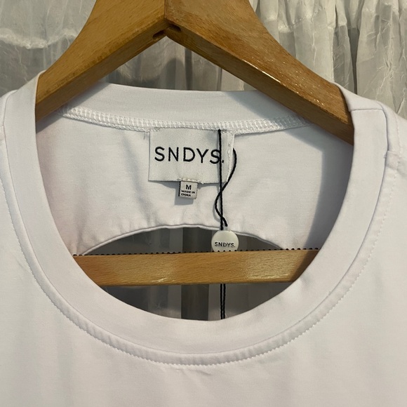 SNDYS white t-shirt dress - Picture 5 of 6
